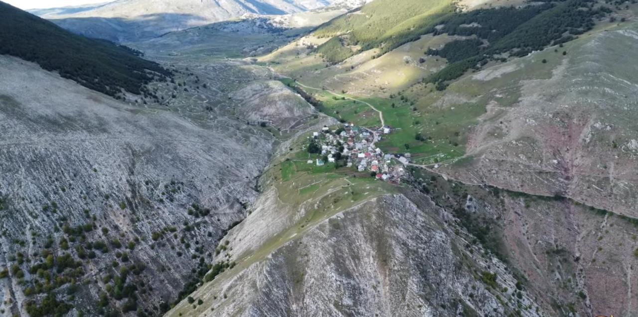 Bobica Konak - Lukomir Eksteriør billede